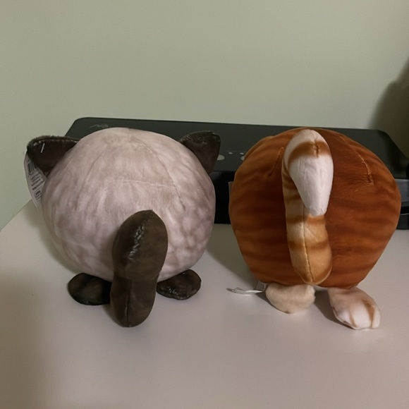 Cuddle Pets Cats - Picture 8 of 8